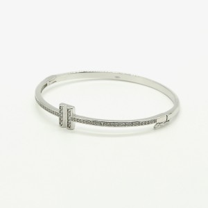 Zircon studded bracelet