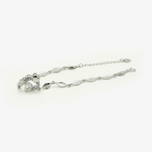 Heart Dancing Stone Bracelet