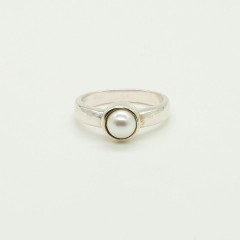 Pearl Ring